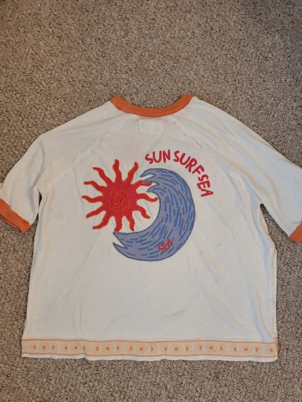 Free People Embroidered Sun-and-Wave Patch Graphic Cotton Tshirt size M